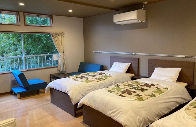 2F Westernstyle room 1 Small staircase ant room/Minamitsuru-gun Yamanashi