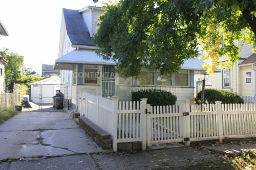 2Kings Luxury Home- Spacious Stay in Newark NJ-NY