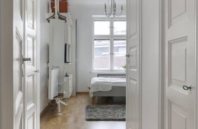 2ndhomes Bright Top Floor Studio in Fredrikinkatu