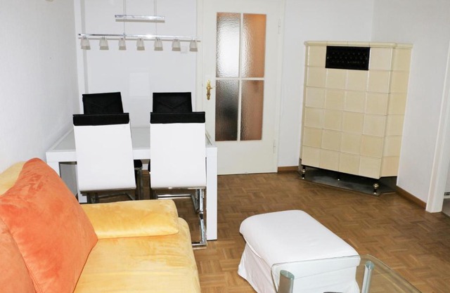 2Zi-App Nähe Hbf und Aalto Theater mit kl. Balkon