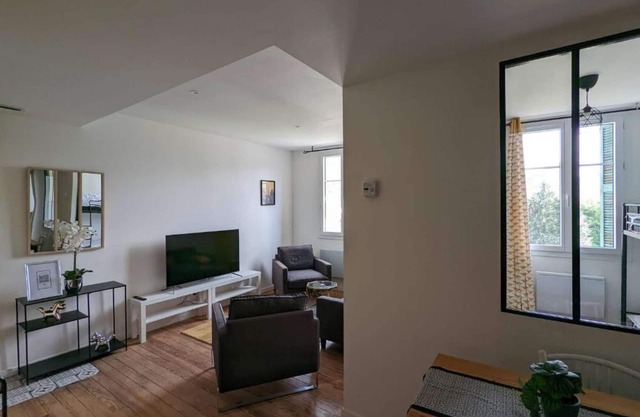3-1 T2 Bis Cosy near train station and town center