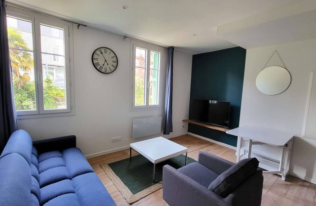 3-4 T2 Cosy near train station, town center and free parking nearby