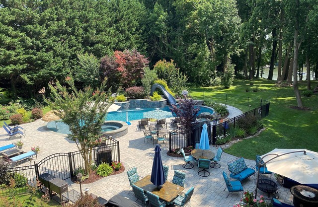 3 acre waterfront estate - heated pool, hot tub, yard, pier, game and pub room!