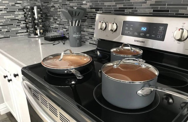 3 bd HM near DFW|"50 Shades of Gray"| Pets | Mthly