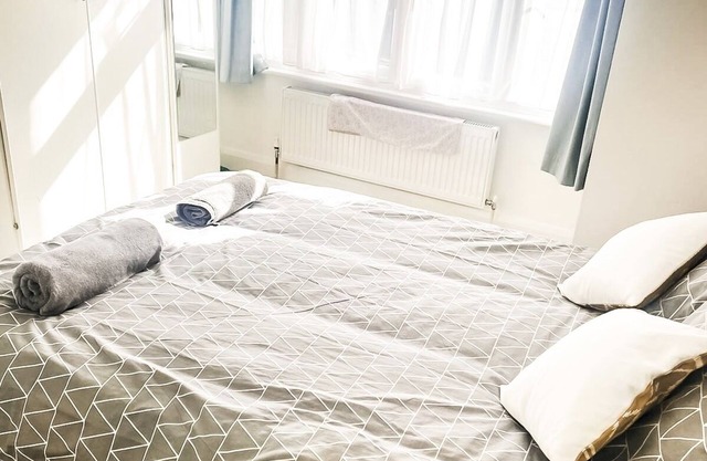 3-Bed House in London Garden & free parking