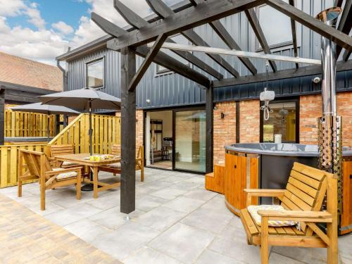 3 Bed in Alcester 88398
