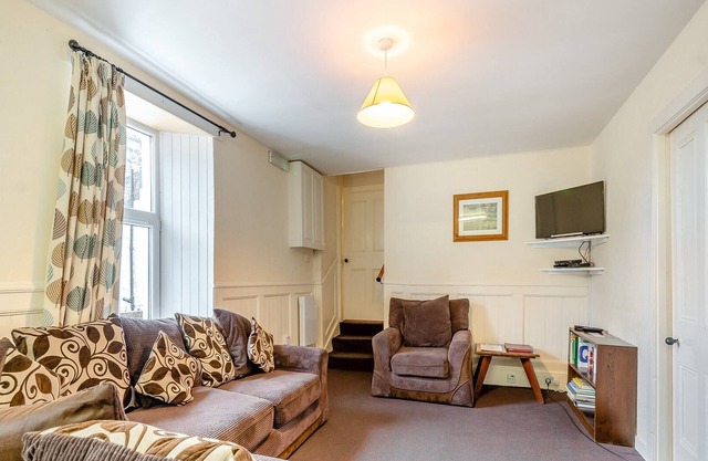3 bedroom accommodation in South Lochaweside