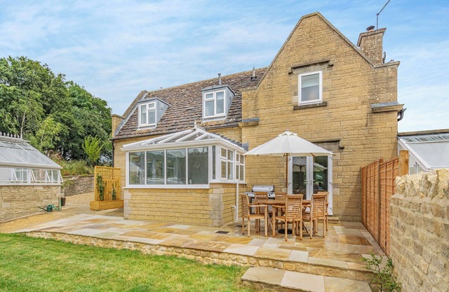 3 bedroom accommodation in Malmesbury