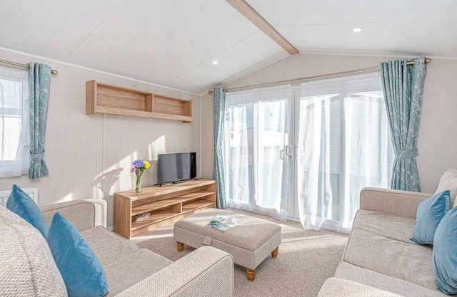 3 bedroom accommodation in Prestatyn, Denbighshire