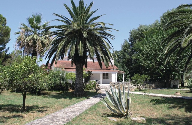 3 bedroom accommodation in Amfilochia