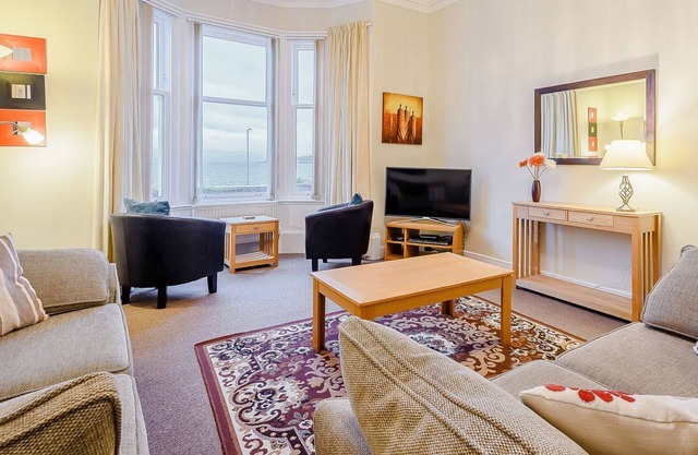 3 bedroom accommodation in Port Bannatyne, near Rothesay