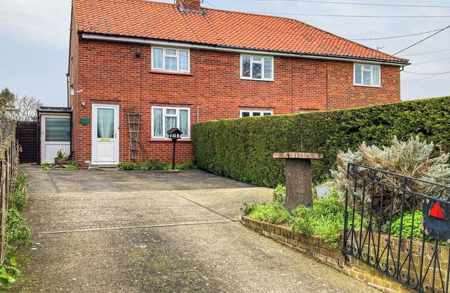 3 bedroom accommodation in Westleton