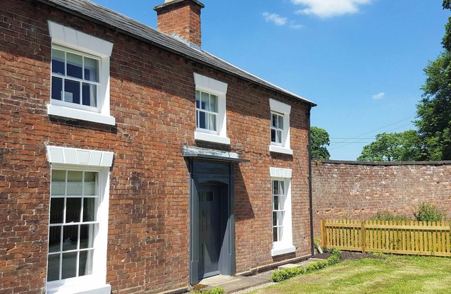 3 bedroom accommodation in Brewood, near Wolverhampton