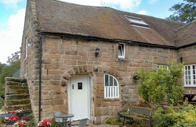 3 bedroom accommodation in Whatstandwell, near Matlock