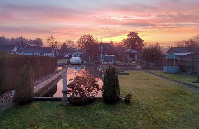 3 bedroom accommodation in Hoveton, near Wroxham