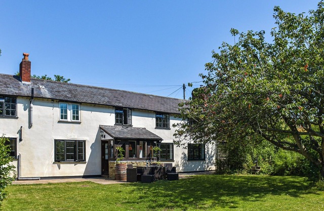 3 bedroom accommodation in Wyson, near Ludlow