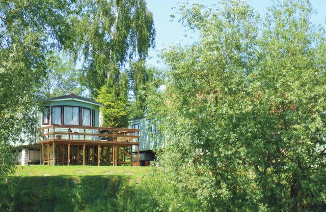 3 bedroom accommodation in Stamford Bridge, York