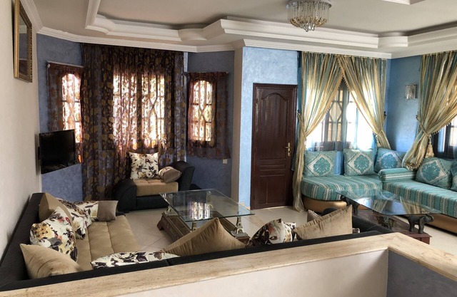 3 bedroom airco’d apartment on 1st floor of Villa Yasmine calm, secure