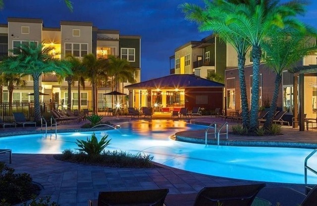 3 Bedroom Apartment 420938 by Houzlet