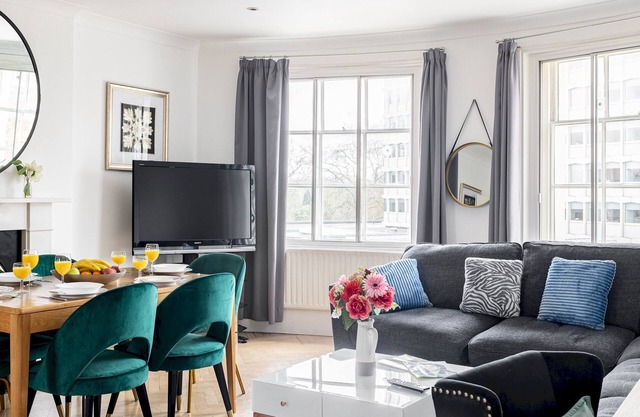 3-bedroom apartment Lancaster gate