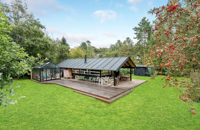 3 bedroom beautiful home in Idestrup