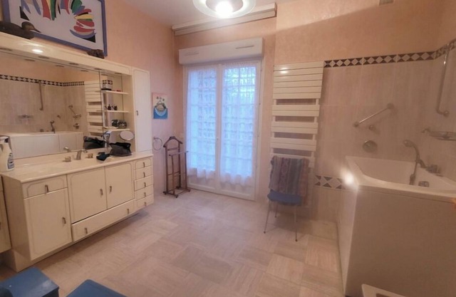 3-bedroom house for 6 people