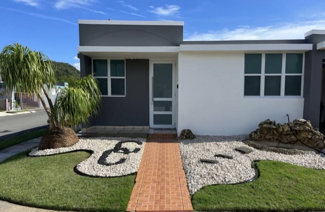 3-bedroom house in serene Cabo Rojo with AC, WiFi. Enjoy