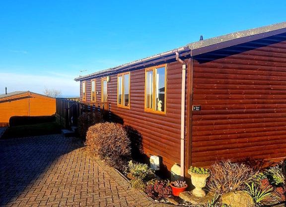 3 Bedroom Ocean View Lodge