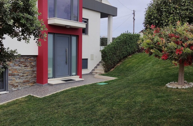 3 bedroom villa for 8 people - Ericeira