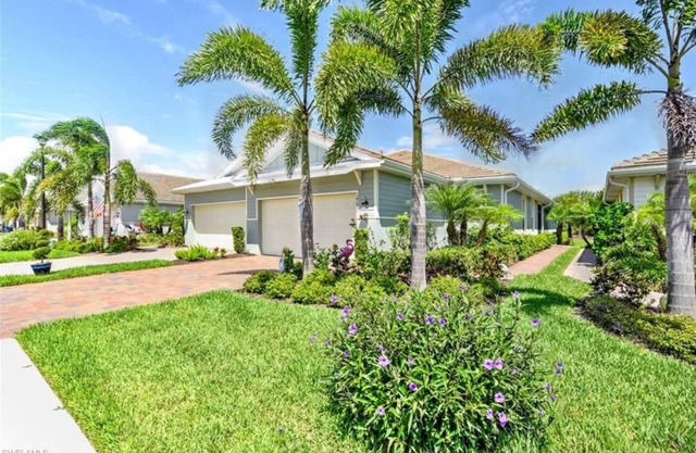 3-Bedroom Villa with Private Pool in Superb Naples Reserve Gated Community
