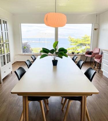 3 BR Villa for 4 guests, Ocean view in Tórshavn
