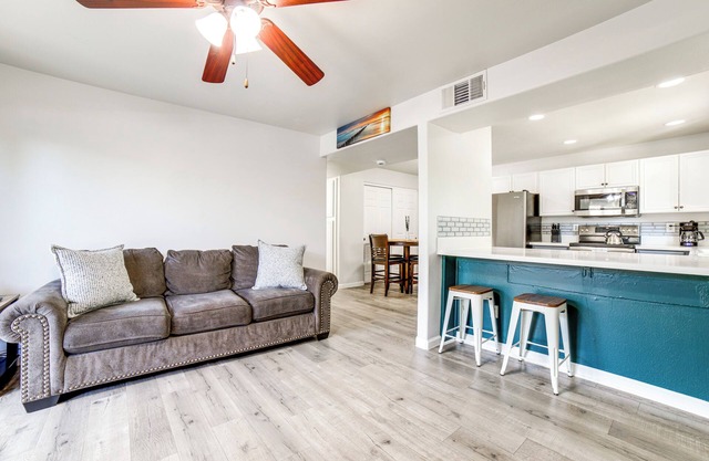 3 Mi to Dtwn: Gated Condo w/Patio in Reno!