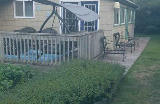 3 min Walk to Parlee Beach Shediac - Pointe du Chene sought after BLUFF area