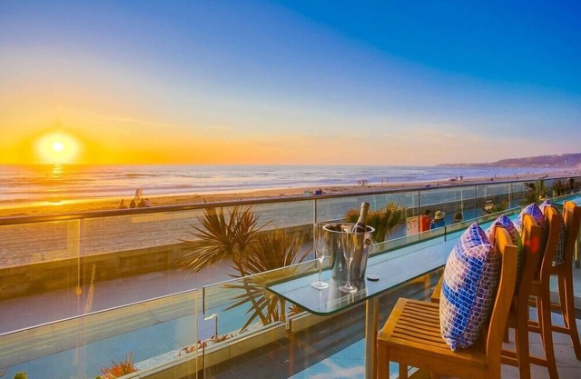 3 Ocean Front Units * 3 Patios * 2 Levels