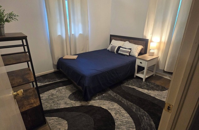 3# Private, Affordable & Clean Room