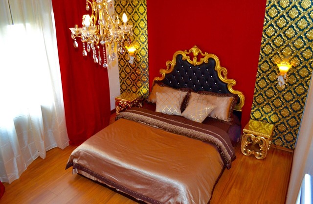 3-room 80-m² apartment with private parking inside the apartment building