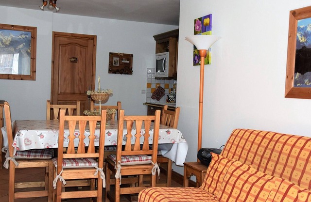 3-room apartment with terrace near slopes