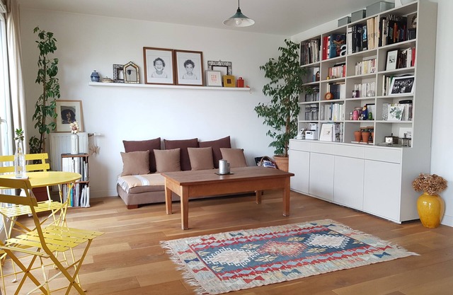3 rooms 63m2, near PARIS, quiet, with metro and shops