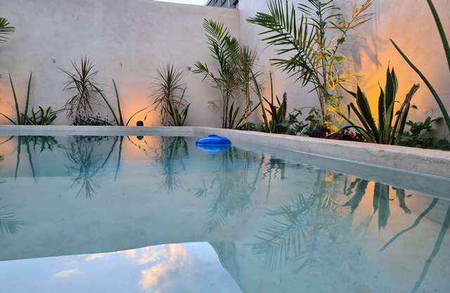 300MB/S Wifi with an amazing pool 3 Bed 2.5bath house