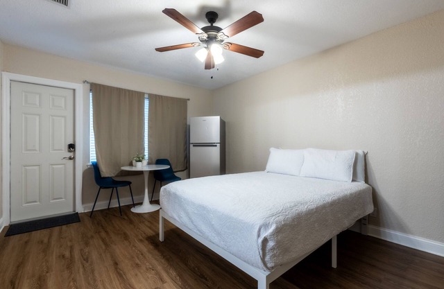 310 Unit B3- Studio Coffee Pot By Coastal Cottages