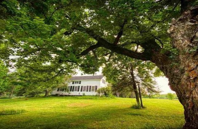 3300 sq ft house close to SLU, SUNY Canton, Clarkson, and SUNY Potsdam