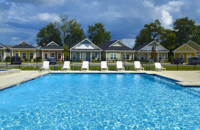 336 Riverstone Way- Charming 2-bedroom cottage with Amazing Amenities!