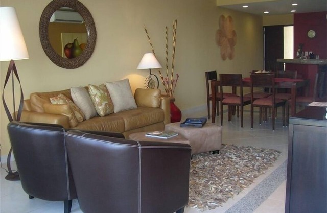 3BR Luxury Villa Magna Beachfront Condo - Best of Everything!