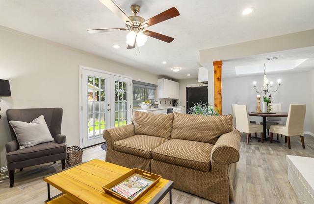 4 Bed, 2 Bath with Tons of Amenities!