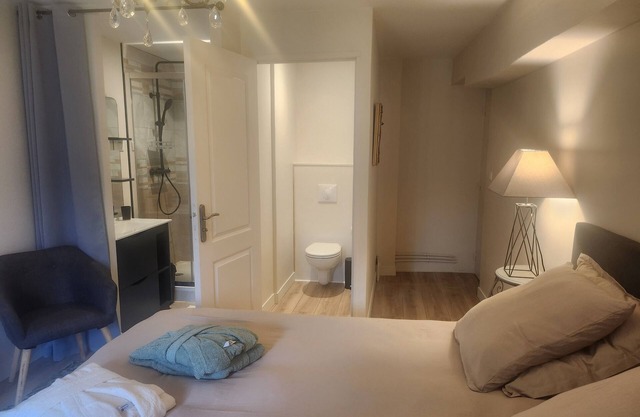 4 Bedroom Bed & breakfast in Saint-LÃ©onard-de-Noblat