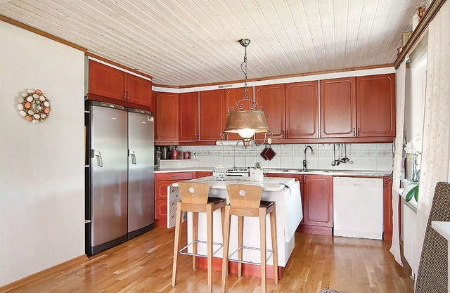 4 bedroom accommodation in Målerås