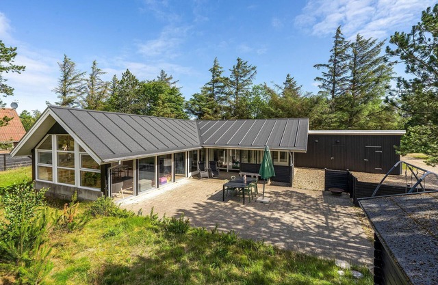 4 bedroom beautiful home in Vestervig
