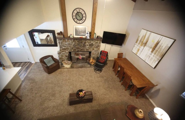 4 Bedroom Chalet at Donner Lake. Monthly during Summer and Holidays.