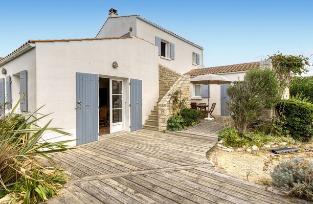 4 bedroom nice home in Saint-Pierre-d'Oléron
