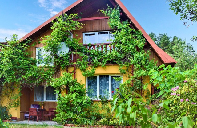 4 bedroom gorgeous home in Rowy